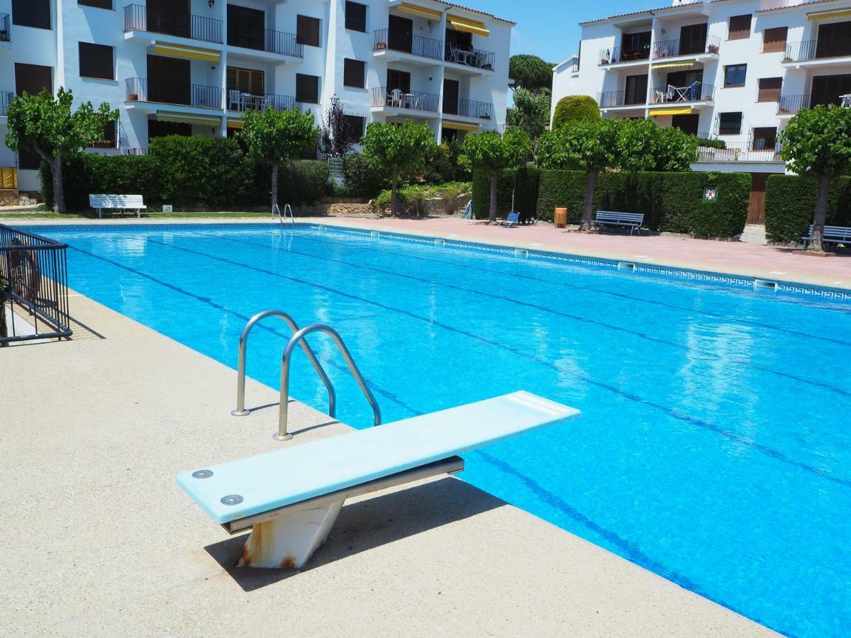 Apartamento en Calella de Palafrugell con vistas al mar, piscina y terraza Exterior foto
