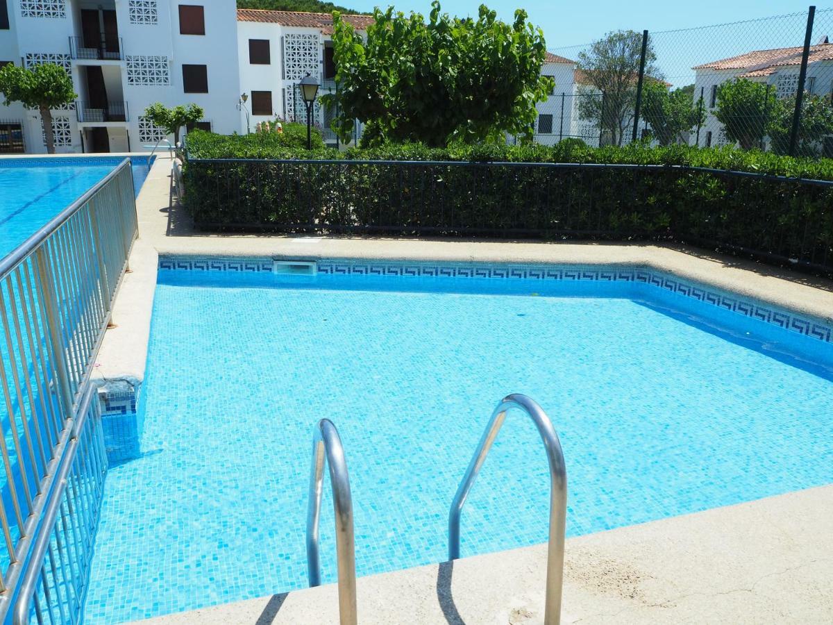 Apartamento en Calella de Palafrugell con vistas al mar, piscina y terraza Exterior foto
