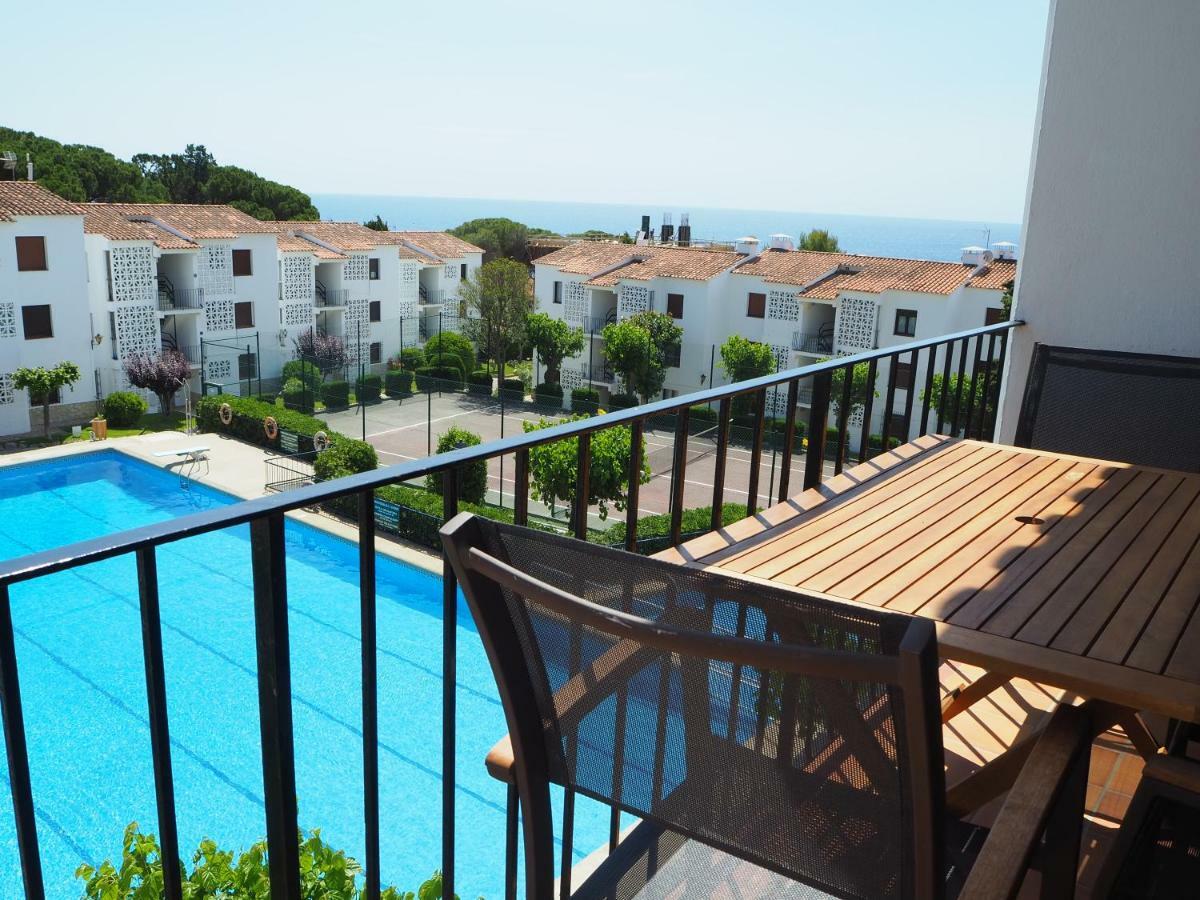 Apartamento en Calella de Palafrugell con vistas al mar, piscina y terraza Exterior foto