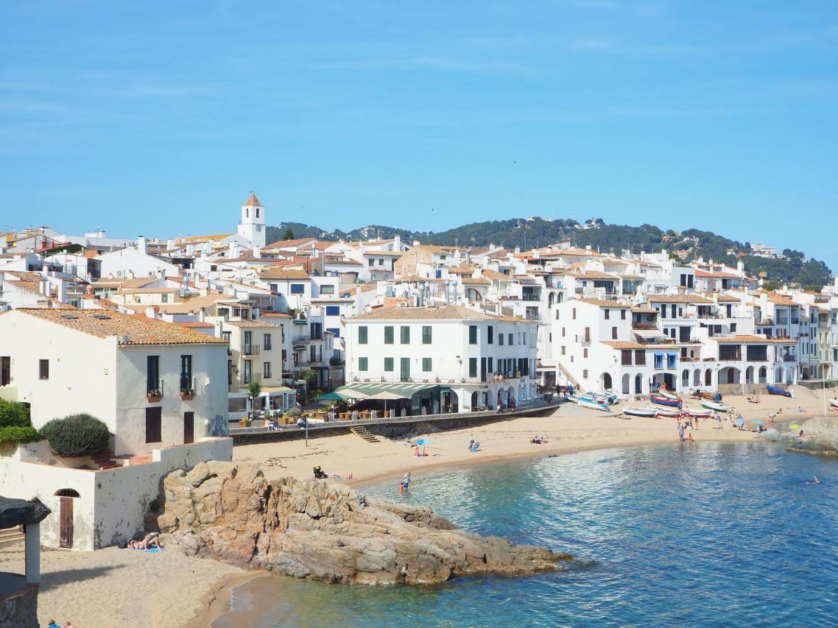 Apartamento en Calella de Palafrugell con vistas al mar, piscina y terraza Exterior foto
